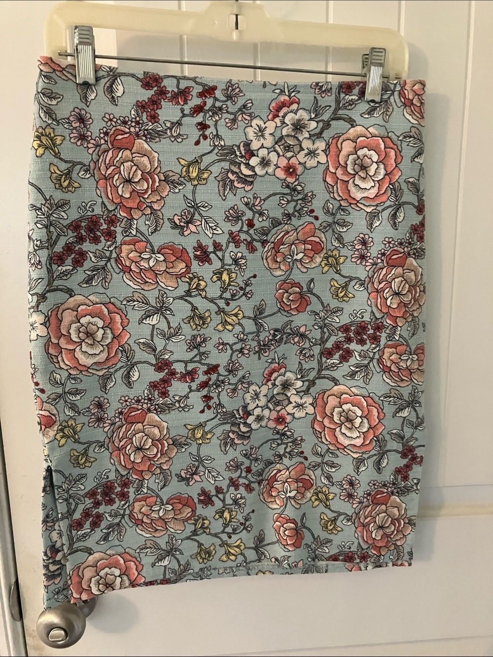 LOFT Floral Pencil Skirt in Blue with Coral and Cream Blooms